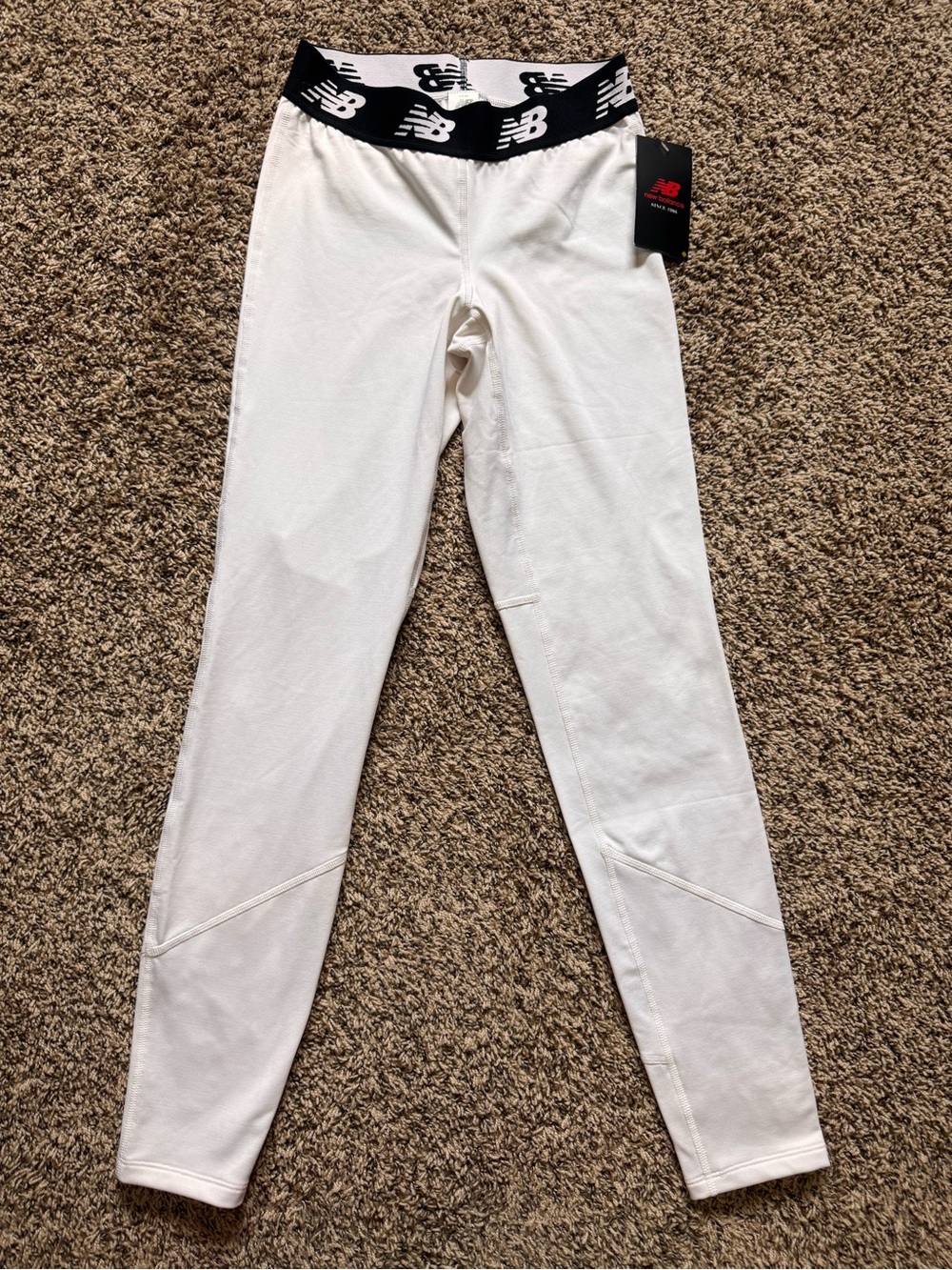 New Balance Women’s White Leggings NWT